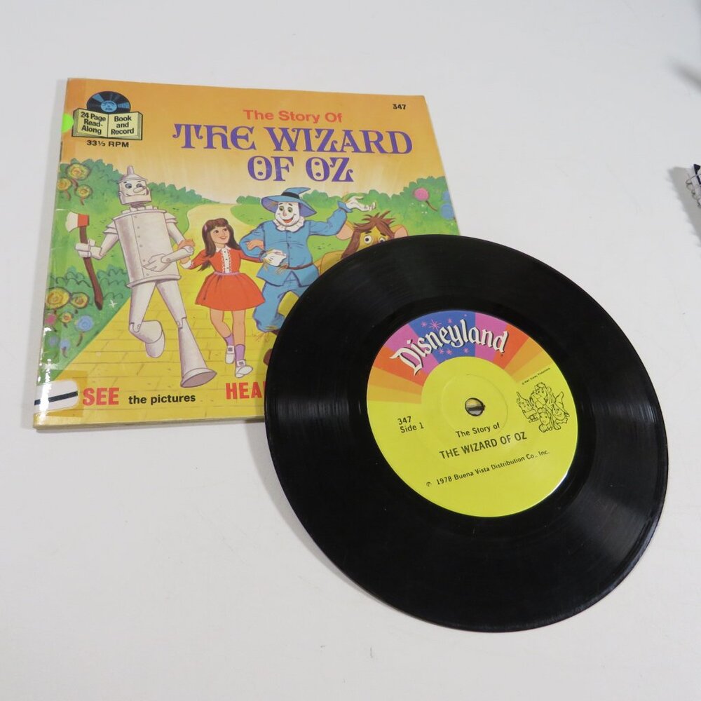 Wizard of OZ 1978 Walt Disney LP Vinyl Record and Book